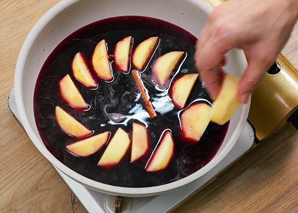 りんごの赤ワイン煮＆カラメルポテト