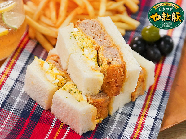 やまと豚メンチカツサンド（タルタル）